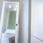 F&x House * コルフ島