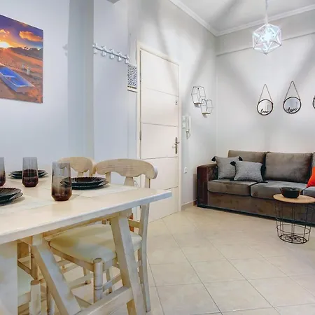 F&x House Apartment *